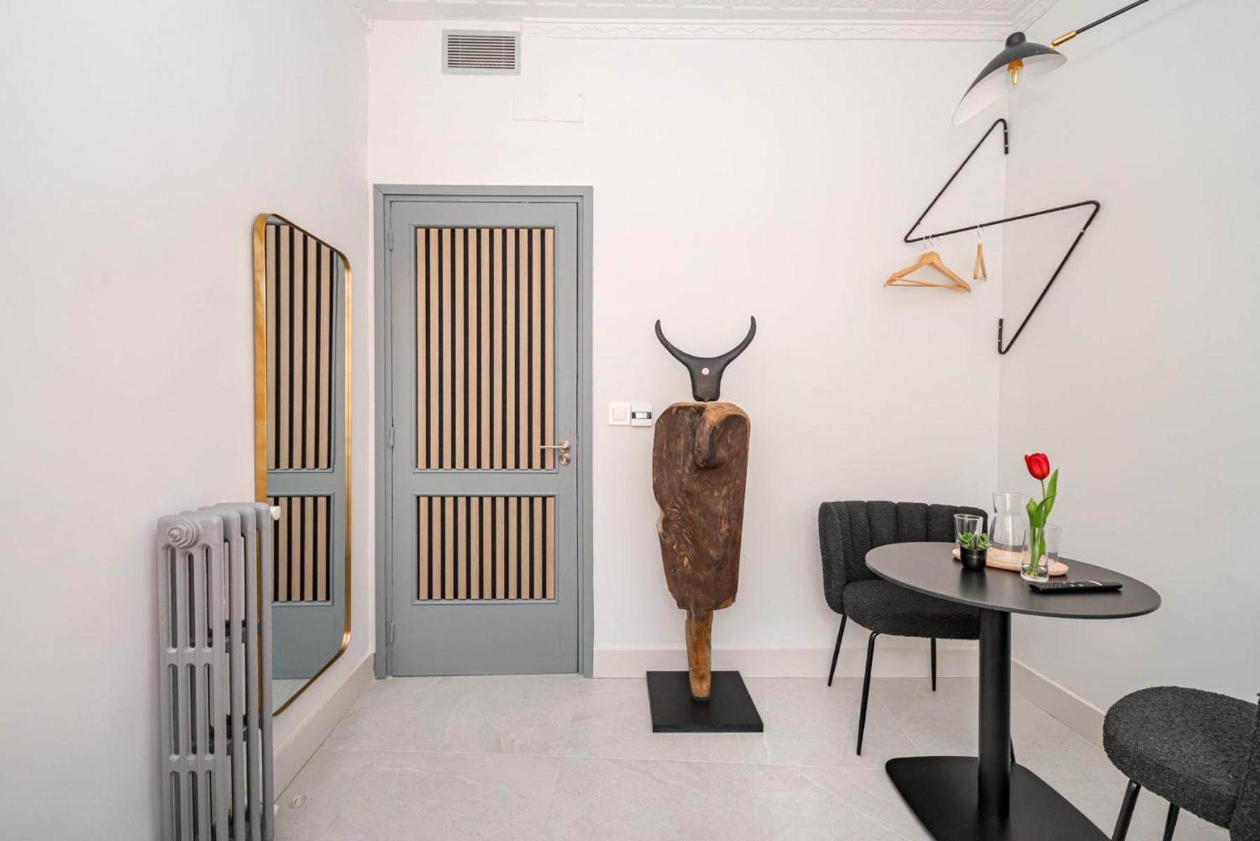Centric Creative Rooms Madrid Exterior photo