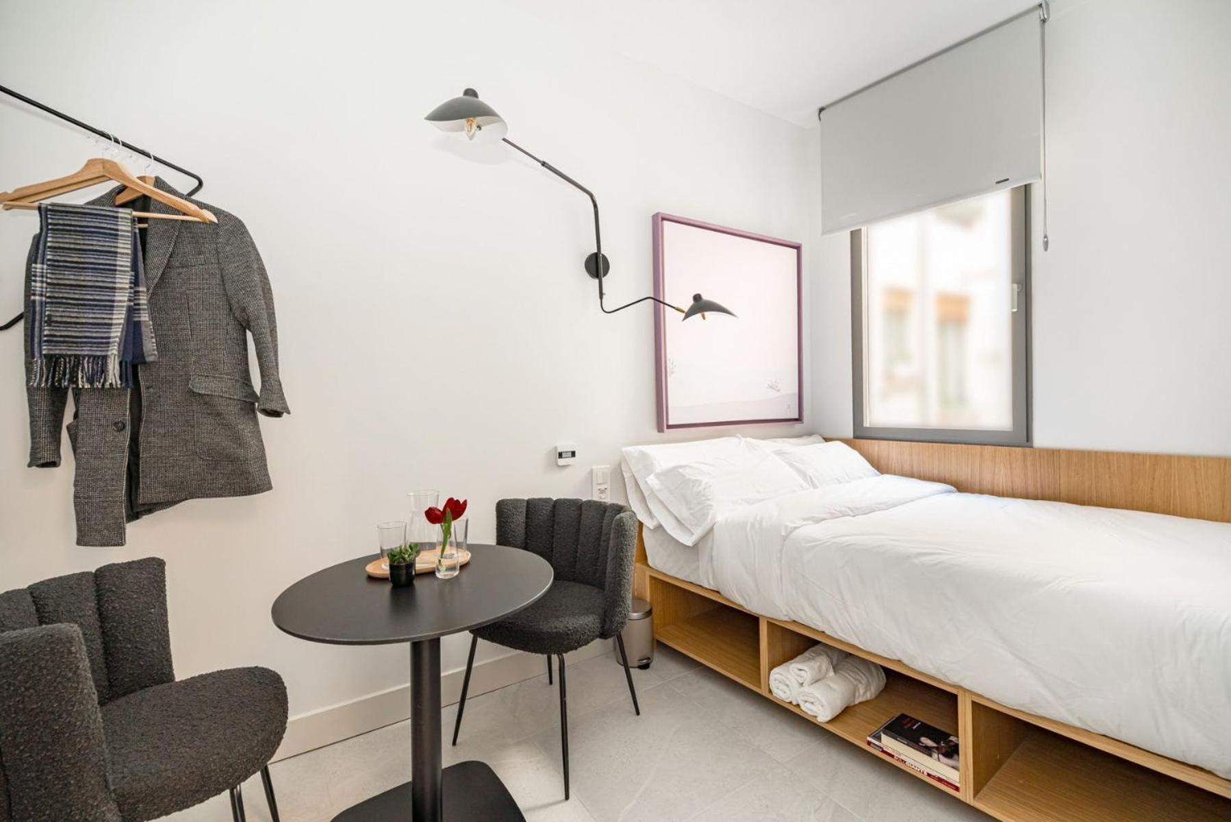 Centric Creative Rooms Madrid Exterior photo